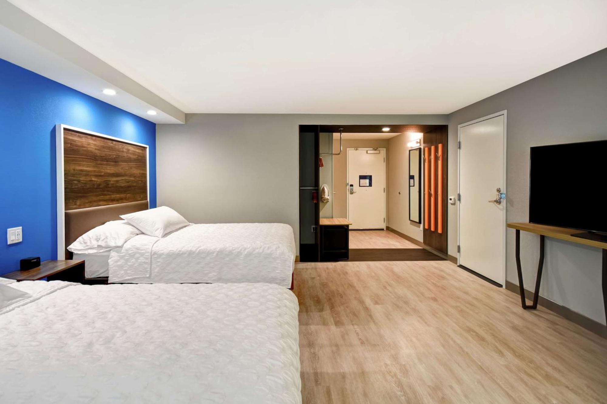 Tru By Hilton Deadwood Hotel Exterior photo