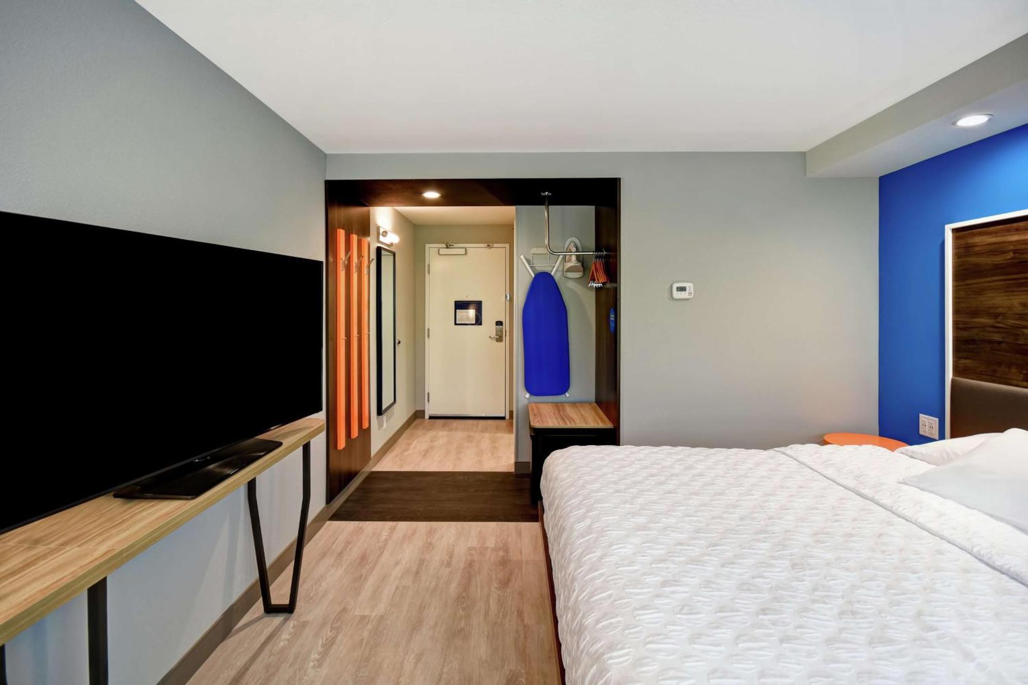 Tru By Hilton Deadwood Hotel Exterior photo